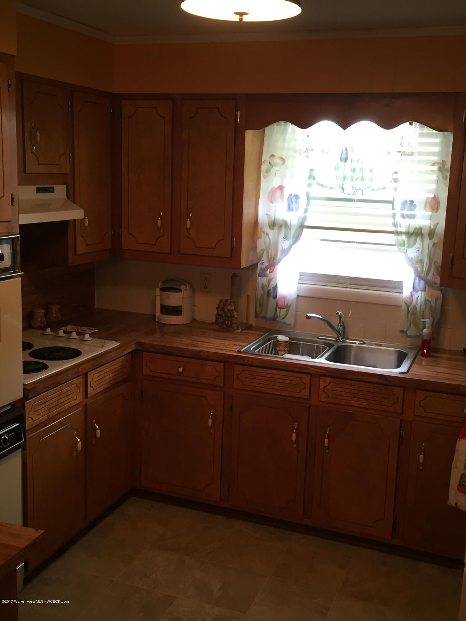 1000 Pineview Road Jasper, AL 35504 - Photo 1 of 14 Gallery Image 1