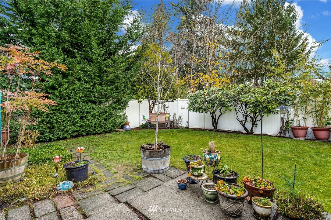 2214 Northeast 9th Place Renton, WA 98056 - Photo 26 of 28