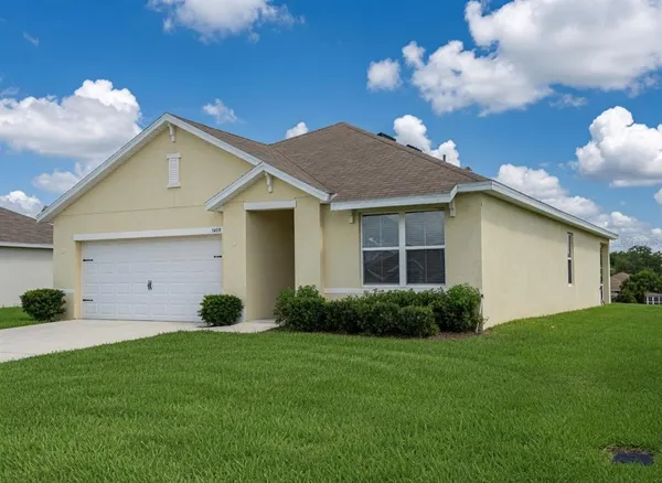 $2,000 | 3499 North Vonnegut Point, Beverly Hills, FL 34465