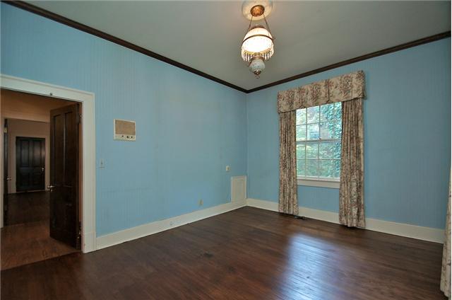 311 North Garner Street Springfield, TN 37172 - Photo 11 of 20 2nd downstairs bedroom. Has lovely view of back yard
