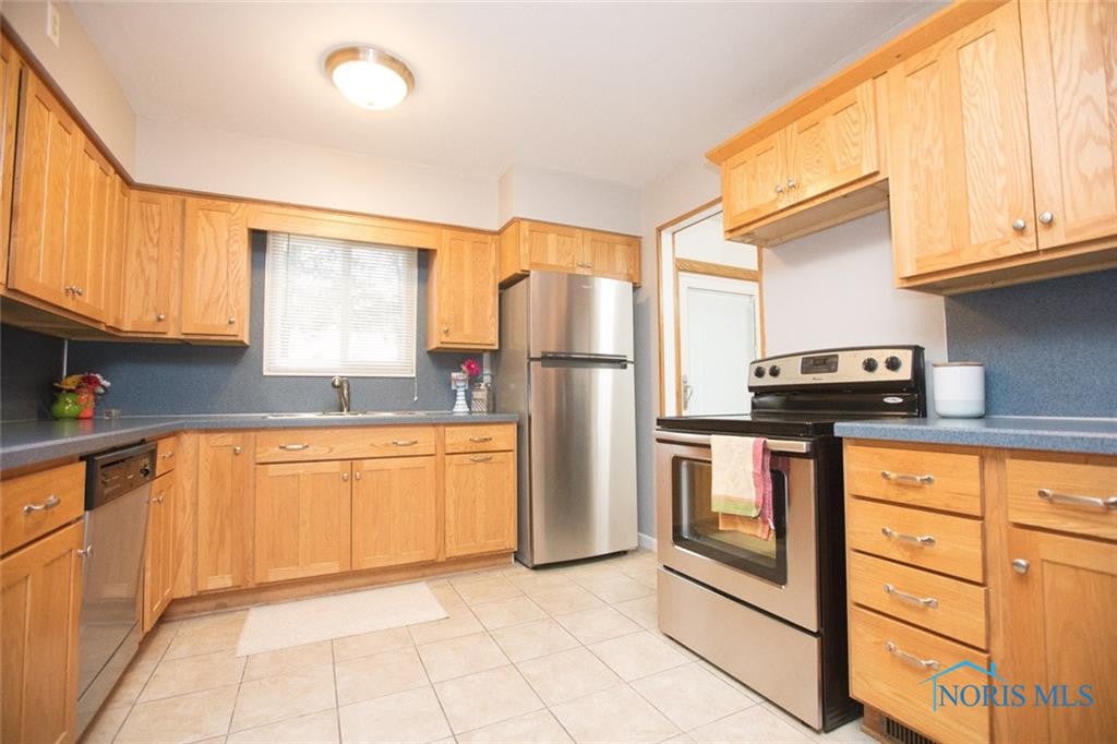 5533 East Rowland Road Toledo, OH 43613 - Photo 7 of 31 Gallery Image 7