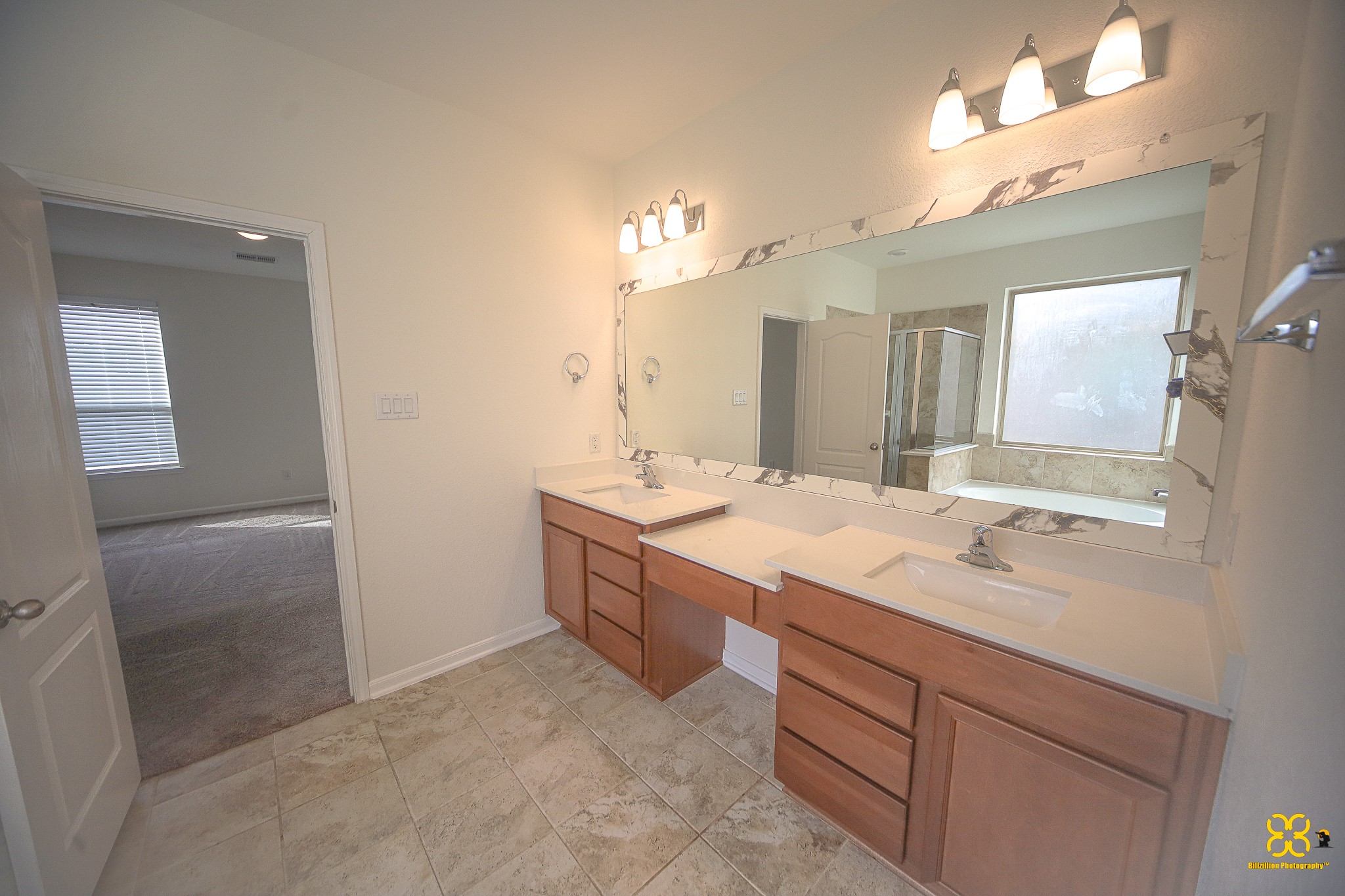 5820 Bluebonnet Lane Rosenberg, TX 77469 - Photo 26 of 43 Second View Of Master Bathroom