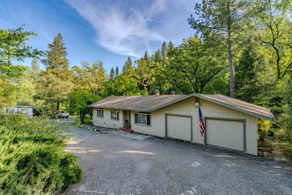 $318,000 | 8792 Hidden Valley Road, Mountain Ranch, CA 95246
