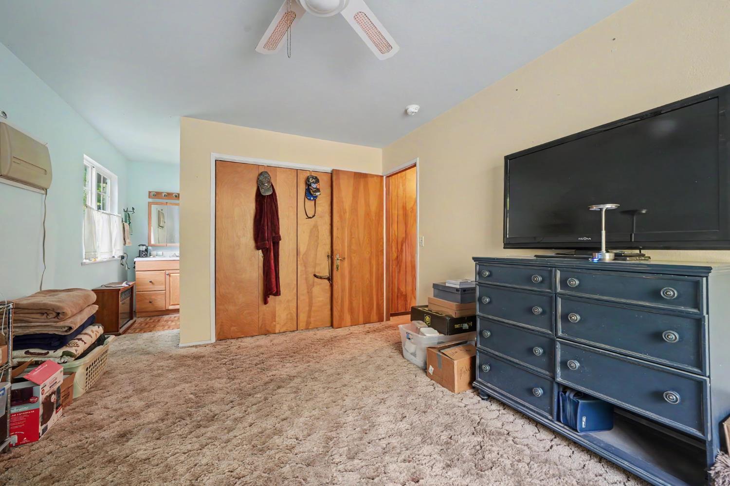 8792 Hidden Valley Road Mountain Ranch, CA 95246 - Photo 23 of 59