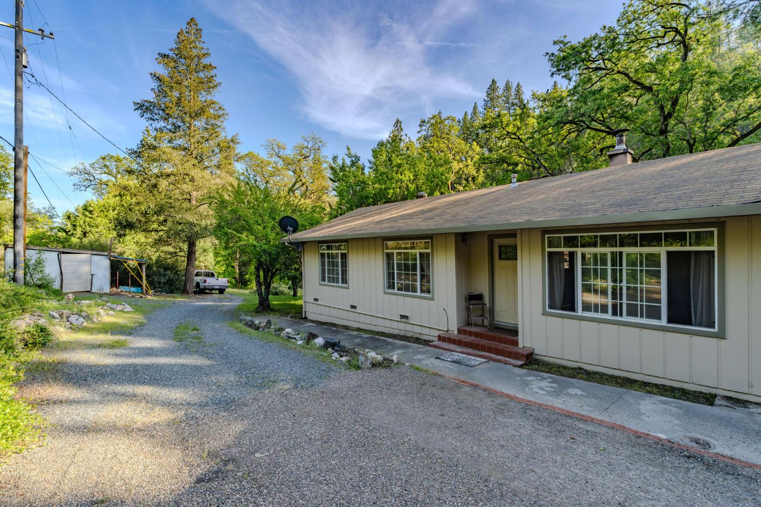 8792 Hidden Valley Road Mountain Ranch, CA 95246 - Photo 3 of 59