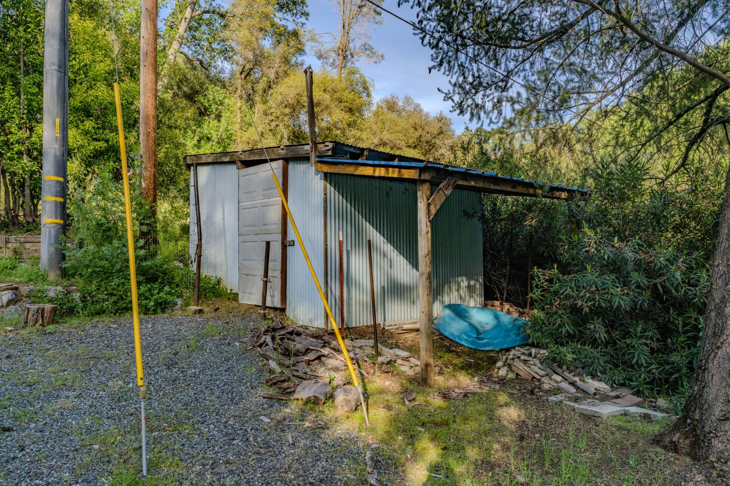 8792 Hidden Valley Road Mountain Ranch, CA 95246 - Photo 31 of 59