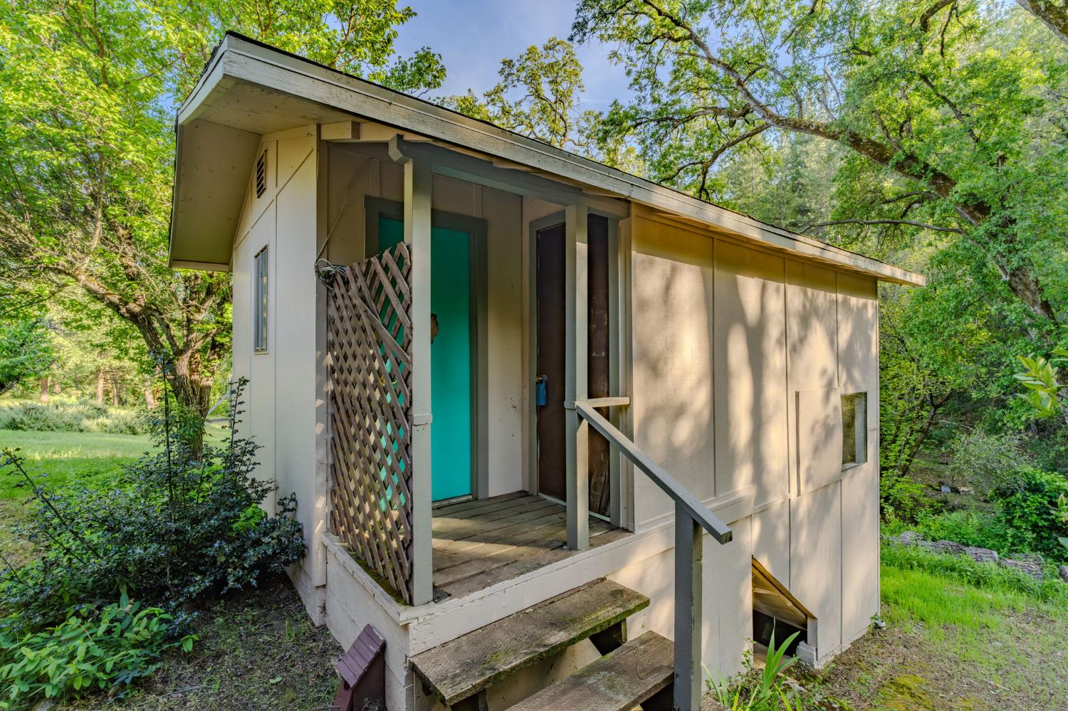 8792 Hidden Valley Road Mountain Ranch, CA 95246 - Photo 35 of 59