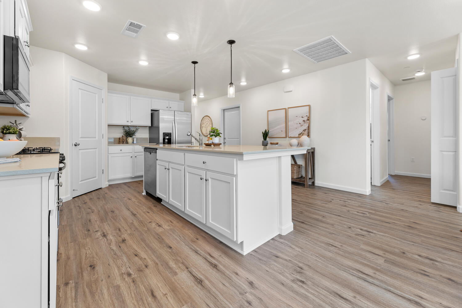 30711 Azalea Road Visalia, CA 93291 - Photo 4 of 12