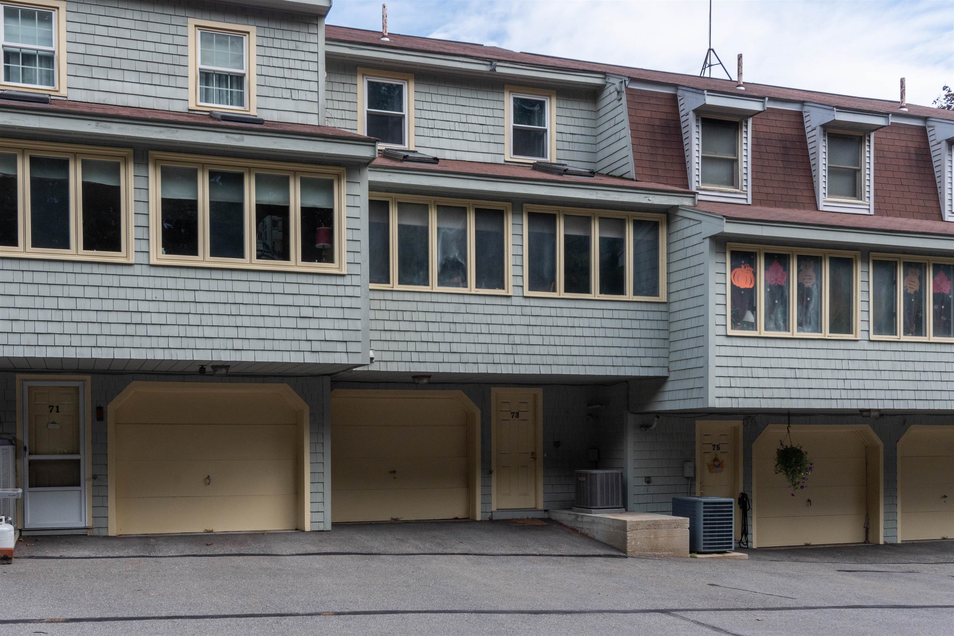 73 Sentry Way Merrimack, NH 03054 - Photo 1 of 1 Gallery Image 1