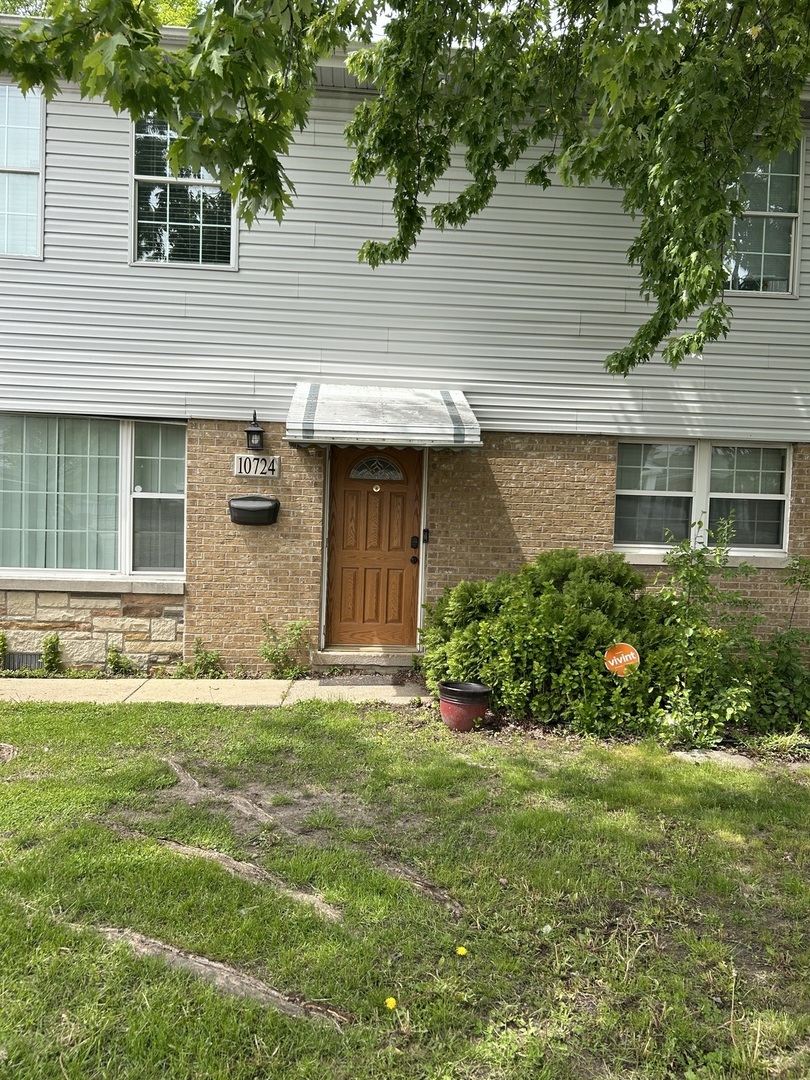 10724 South Pulaski Road Oak Lawn, IL 60453 - Photo 1 of 17
