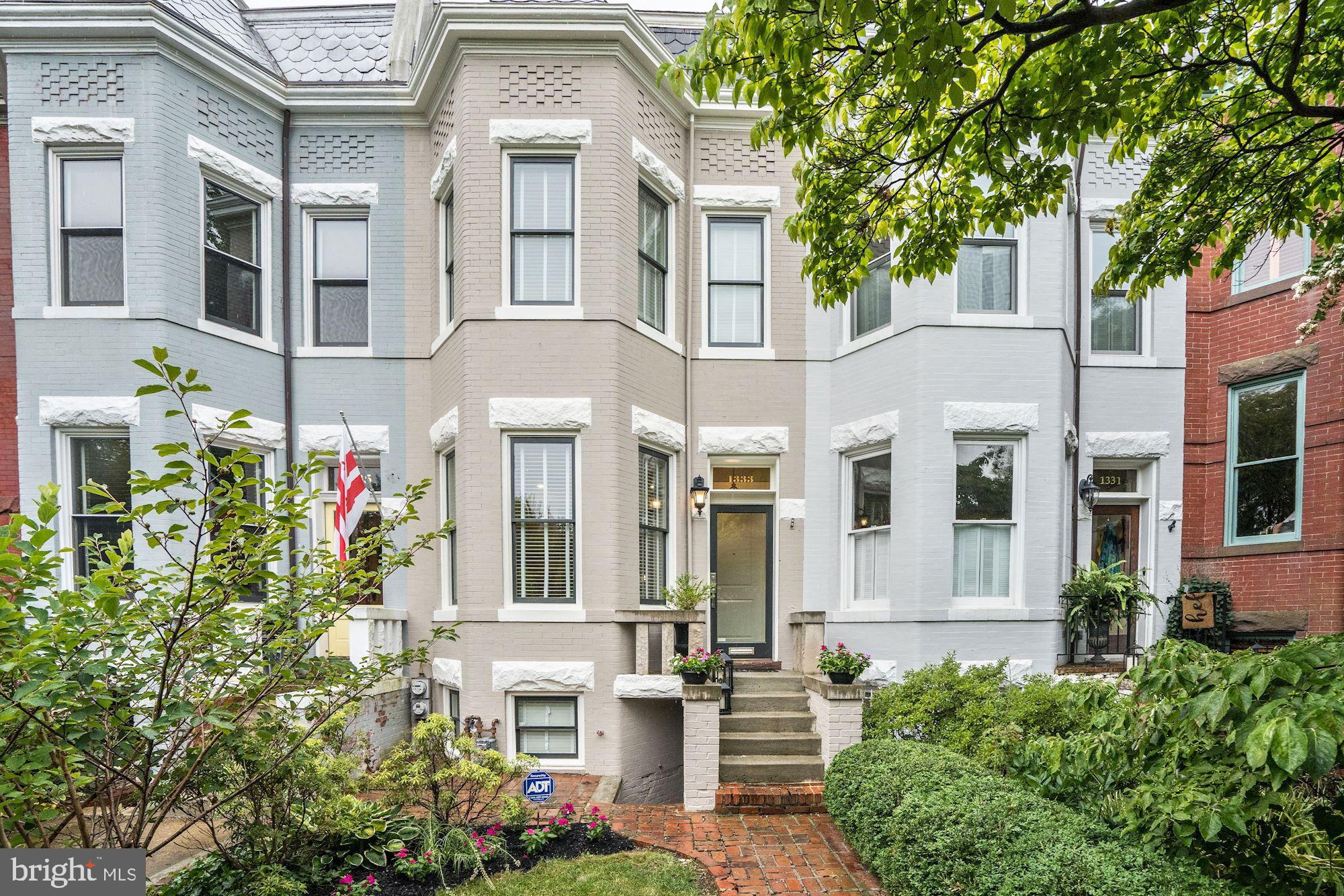 1333 East Capitol Street SE