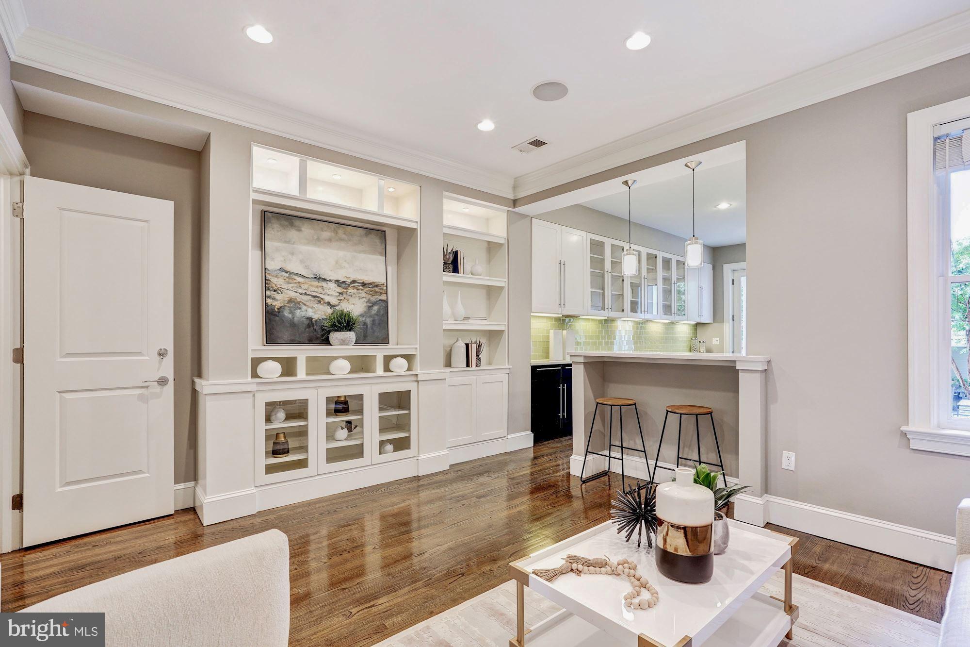 1333 East Capitol Street Southeast Washington, DC 20003 - Photo 11 of 43 Built ins in family room & counter seating