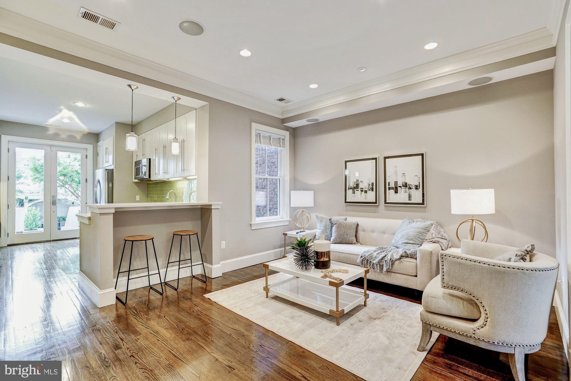 1333 East Capitol Street Southeast Washington, DC 20003 - Photo 10 of 43 Family room/Kitchen combined for day to day living