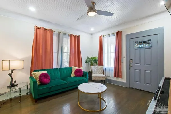 $895,000 | 107 North D Street, Pensacola, FL 32502