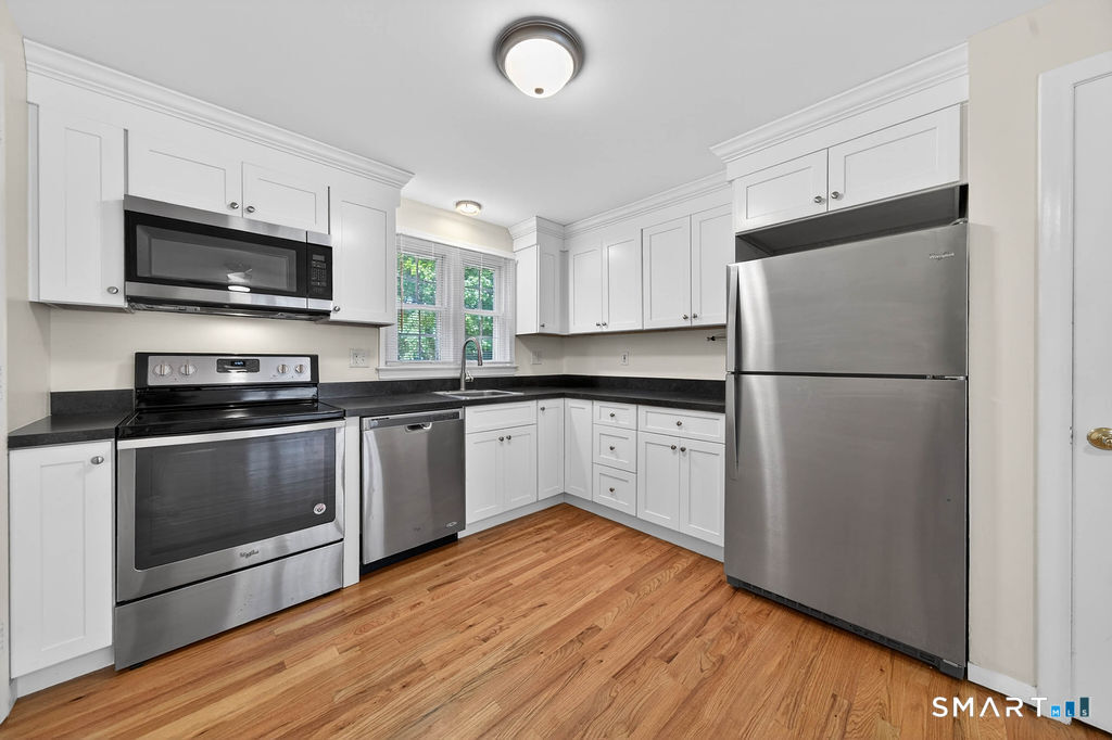 1789 Foxon Road, Unit 7D North Branford, CT 06471 - Photo 4 of 20