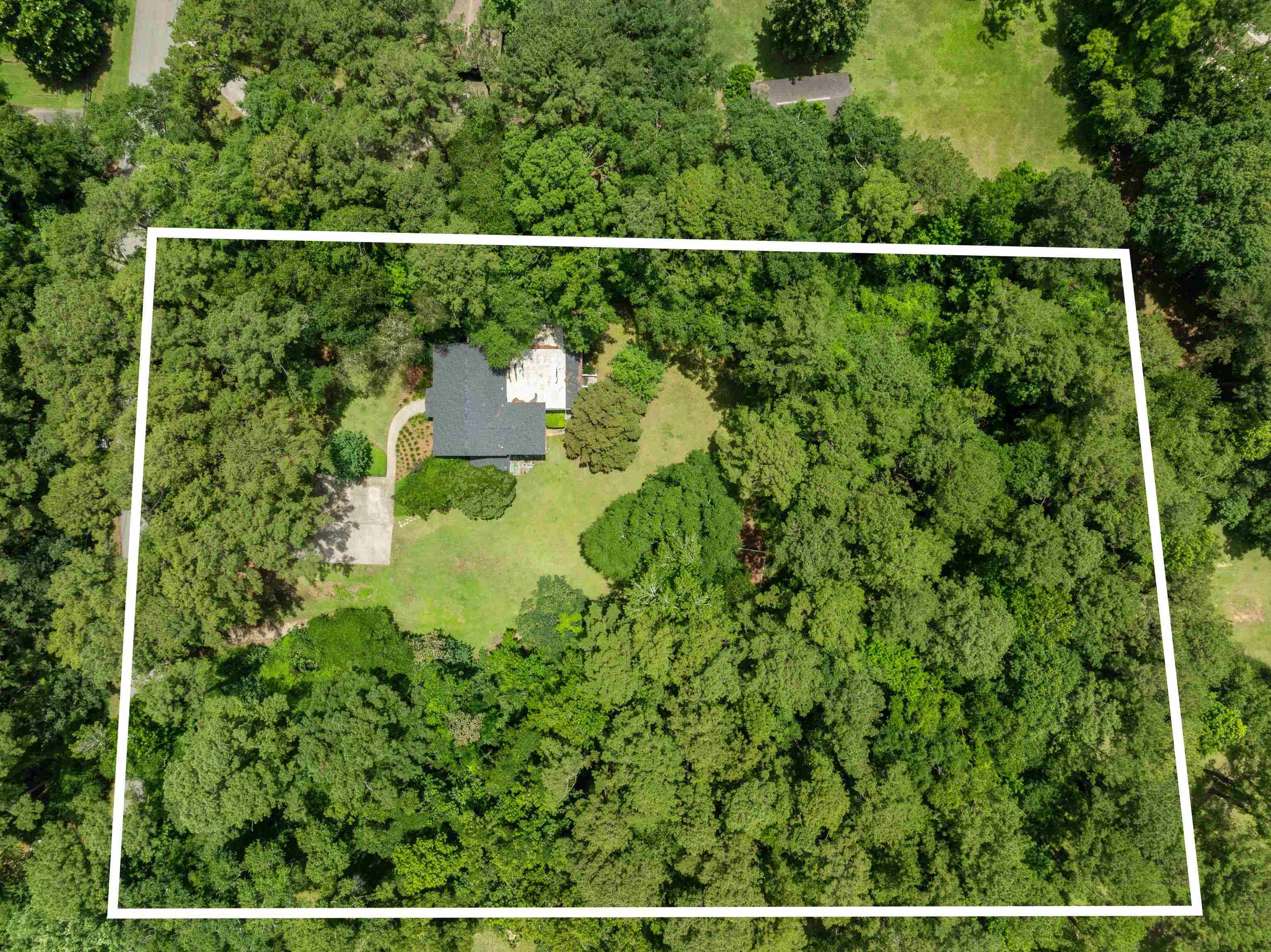 2560 Pine Ridge Road Tallahassee, FL 32308 - Photo 21 of 50 Gallery Image 21