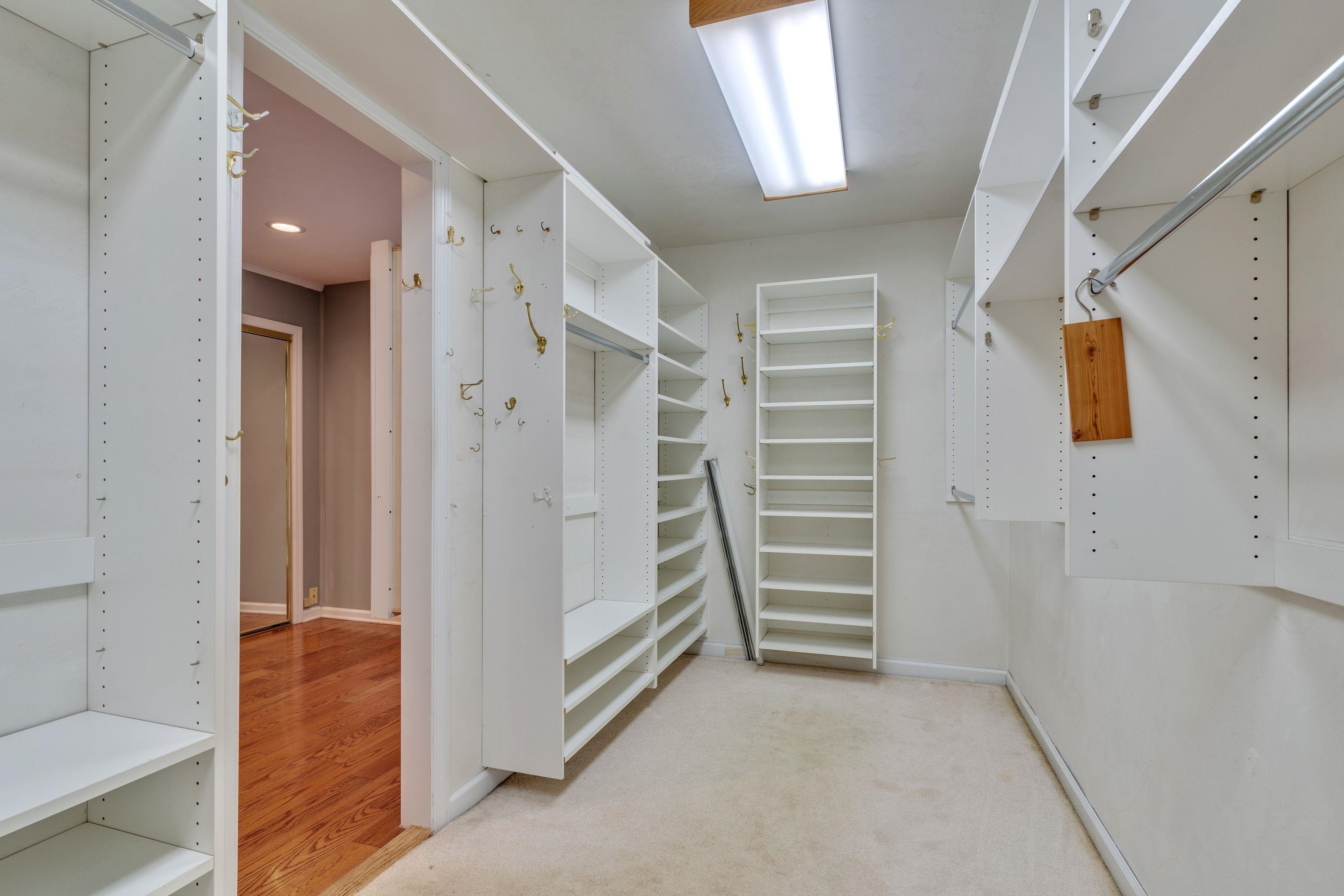 2560 Pine Ridge Road Tallahassee, FL 32308 - Photo 8 of 50 Gallery Image 8