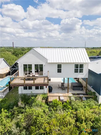 $999,500 | 1259 B Edwards Boulevard, New Braunfels, TX 78132