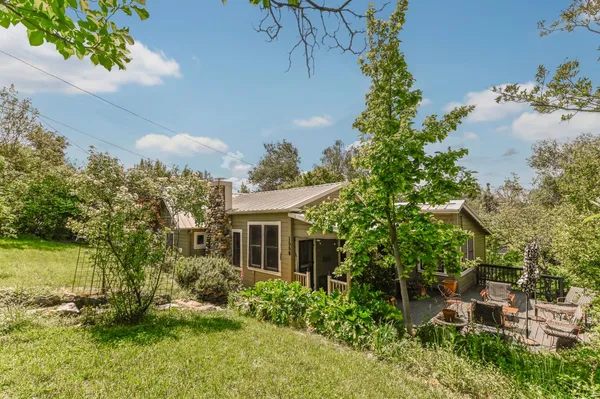 $335,000 | 1556 South Main Street, Angels Camp, CA 95222