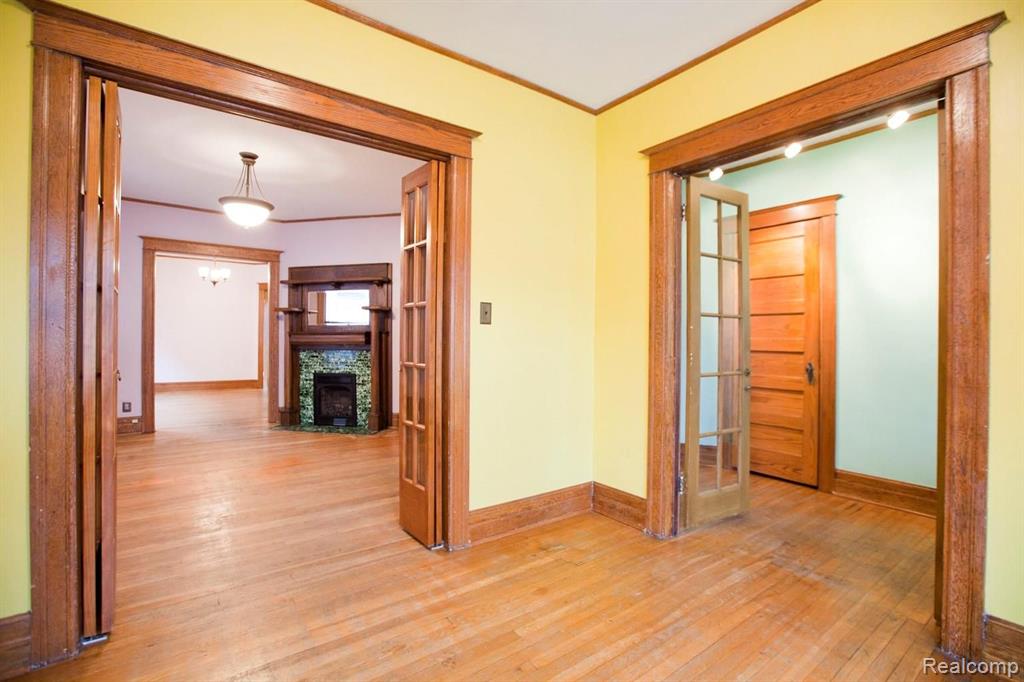 4128 Commonwealth Street, Unit LOWR Detroit, MI 48208 - Photo 5 of 32