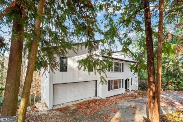 $4,000 | 2710 Margaret Mitchell Drive Northwest, Atlanta, GA 30327