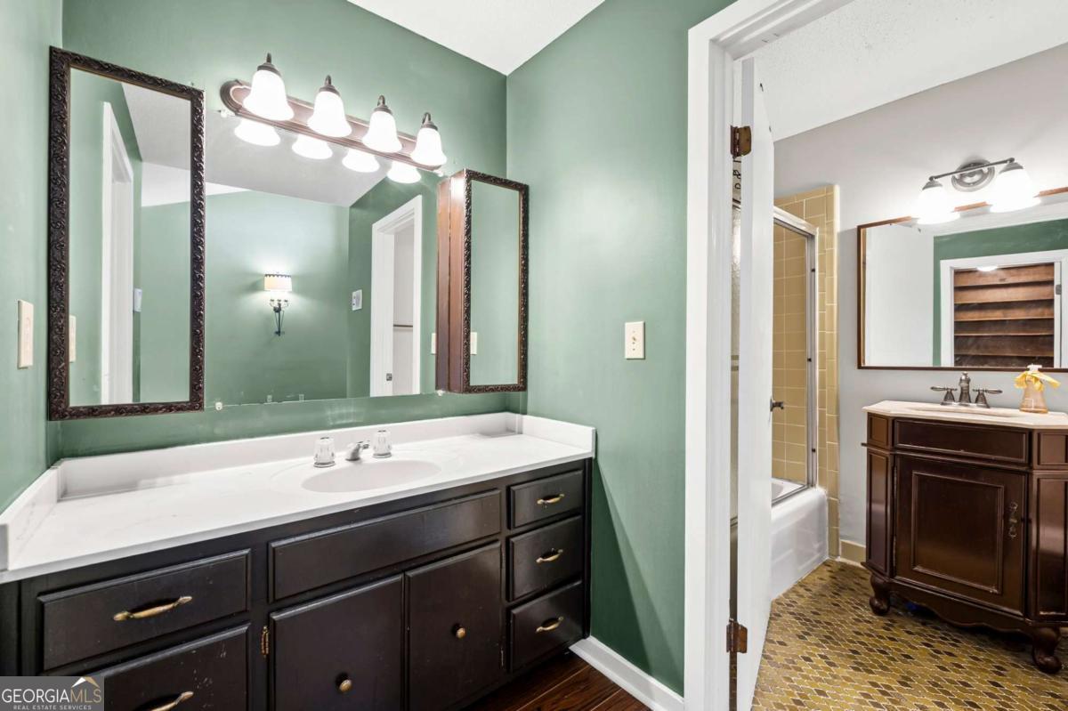 2710 Margaret Mitchell Drive Northwest Atlanta, GA 30327 - Photo 34 of 50