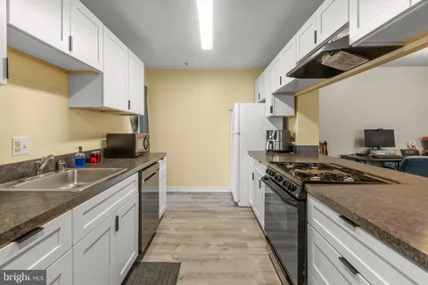 $185,000 | 104 Waters Edge Drive, Newark, DE 19702