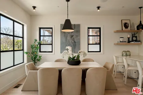 $2,998,000 | 14816 Drummond Street, Pacific Palisades, CA 90272