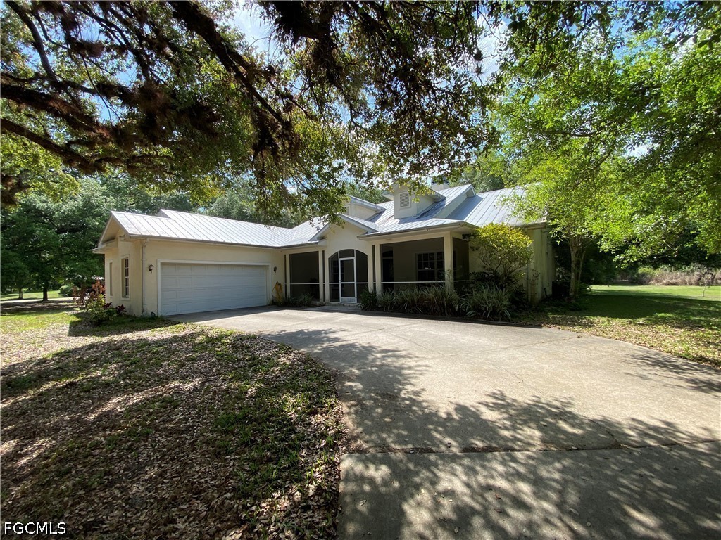 20100 Langford Road Alva, FL 33920 - Photo 2 of 50
