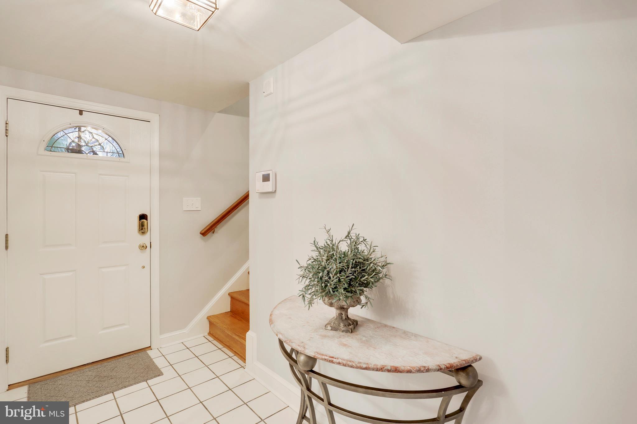 12101 Arbie Road Silver Spring, MD 20904 - Photo 7 of 30 Foyer