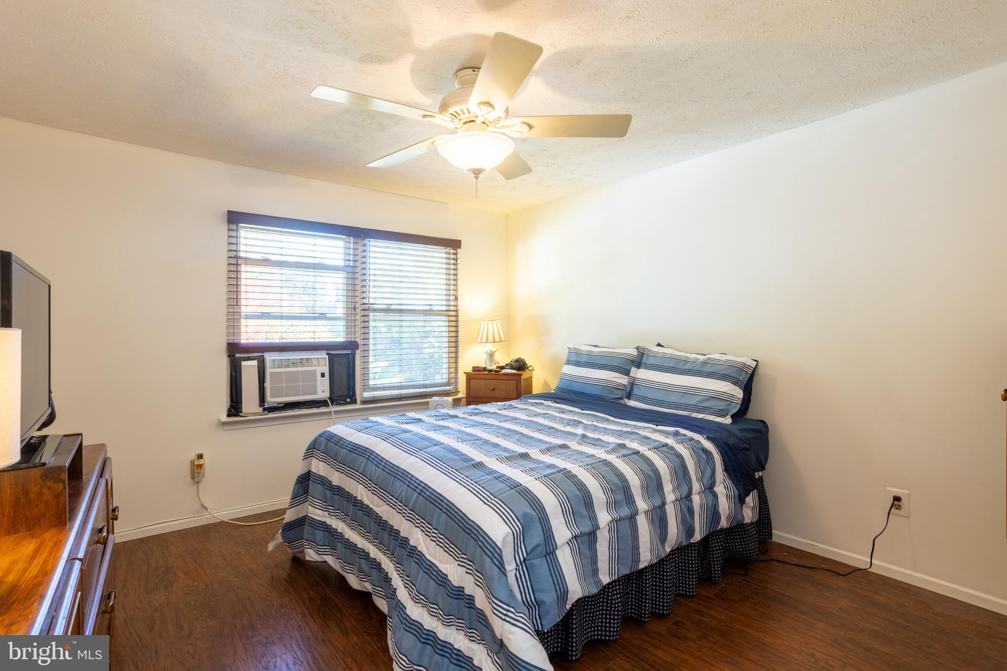 1583 Star Pine Drive Annapolis, MD 21409 - Photo 14 of 37 a bedroom with a bed and a window
