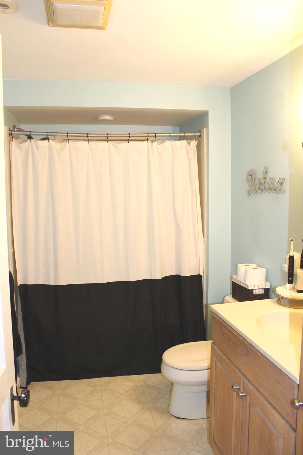 320 South Mill Street St. Clair, PA 17970 - Photo 21 of 37 a bathroom with a sink a toilet and a bathtub