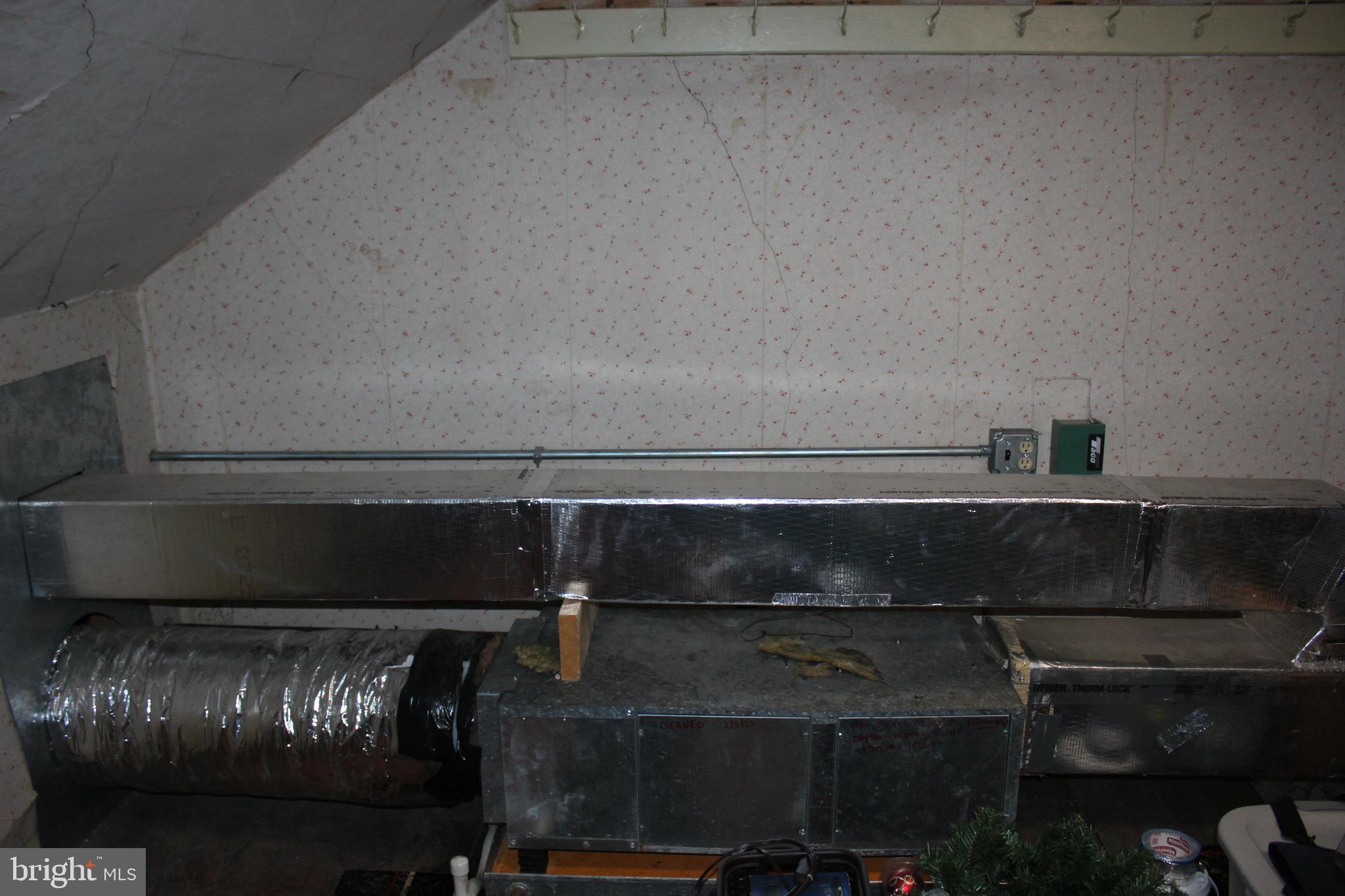 320 South Mill Street St. Clair, PA 17970 - Photo 31 of 37