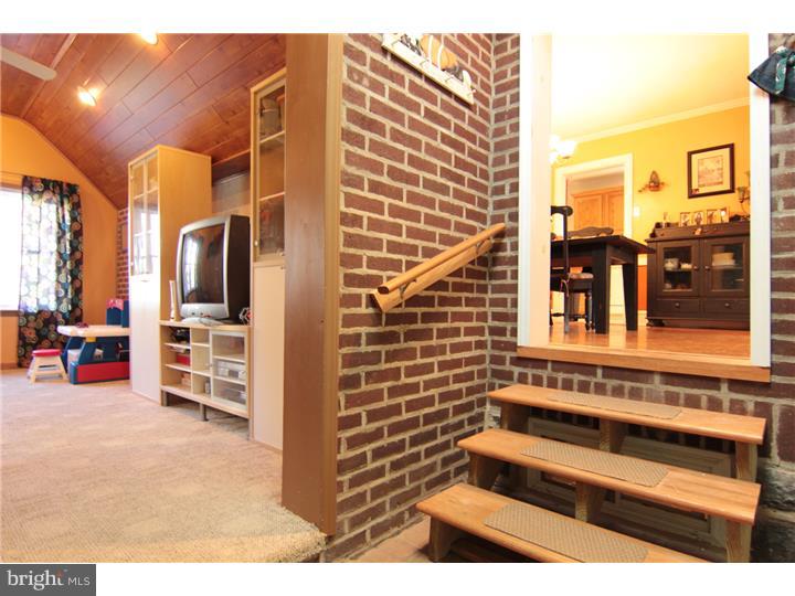 515 Oxford Road Havertown, PA 19083 - Photo 12 of 23 Gallery Image 12