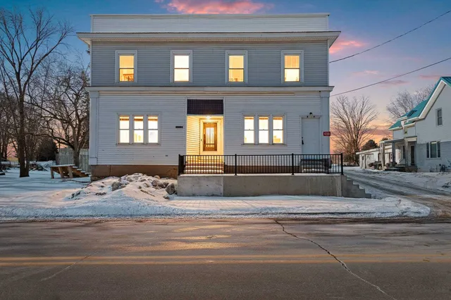 $389,900 | 8268 Cth West, Greenleaf, WI 54126