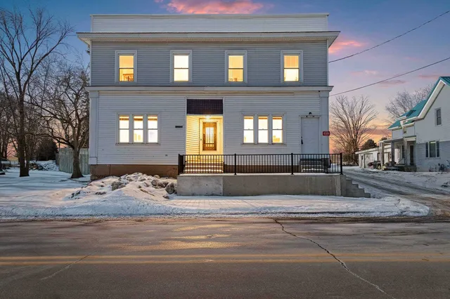 $389,900 | 8268 Cth West, Greenleaf, WI 54126