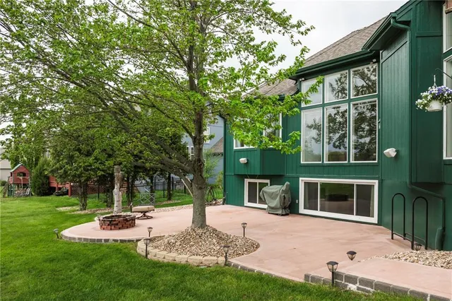 $649,000 | 4417 141st Street, Basehor, KS 66007