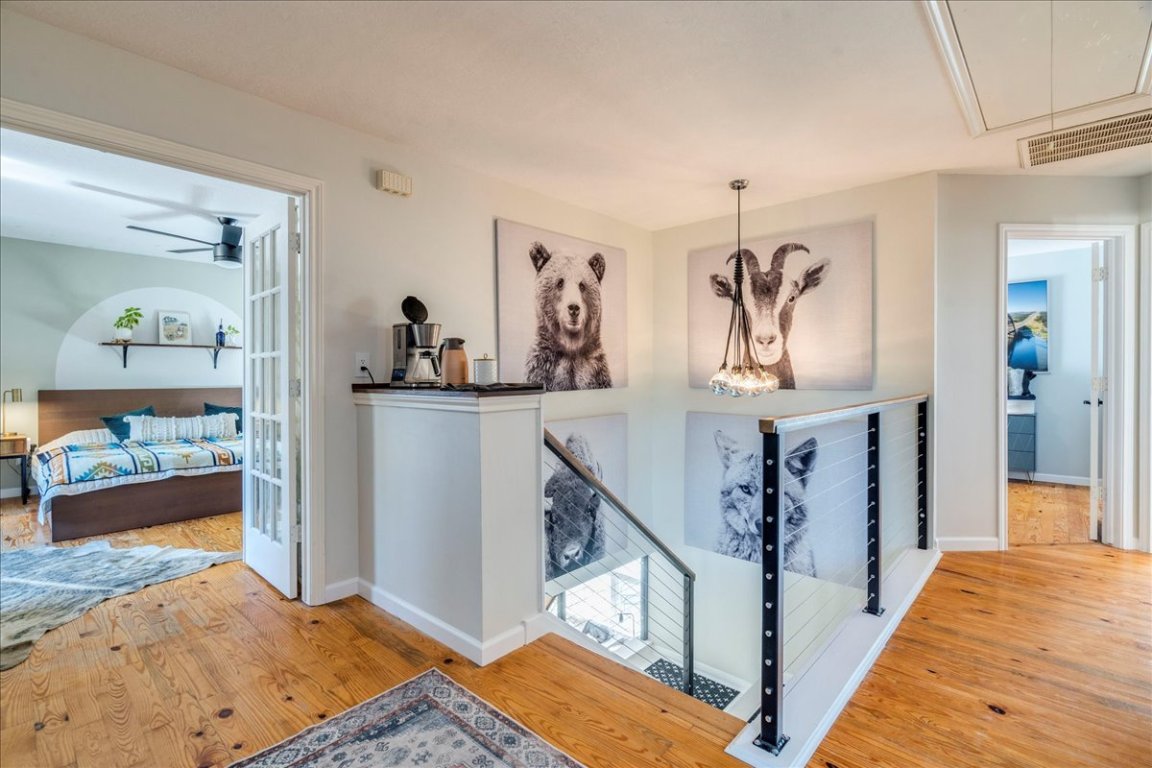 171 Pin Oak Crossing Elgin, TX 78621 - Photo 14 of 32 Custom stairwell