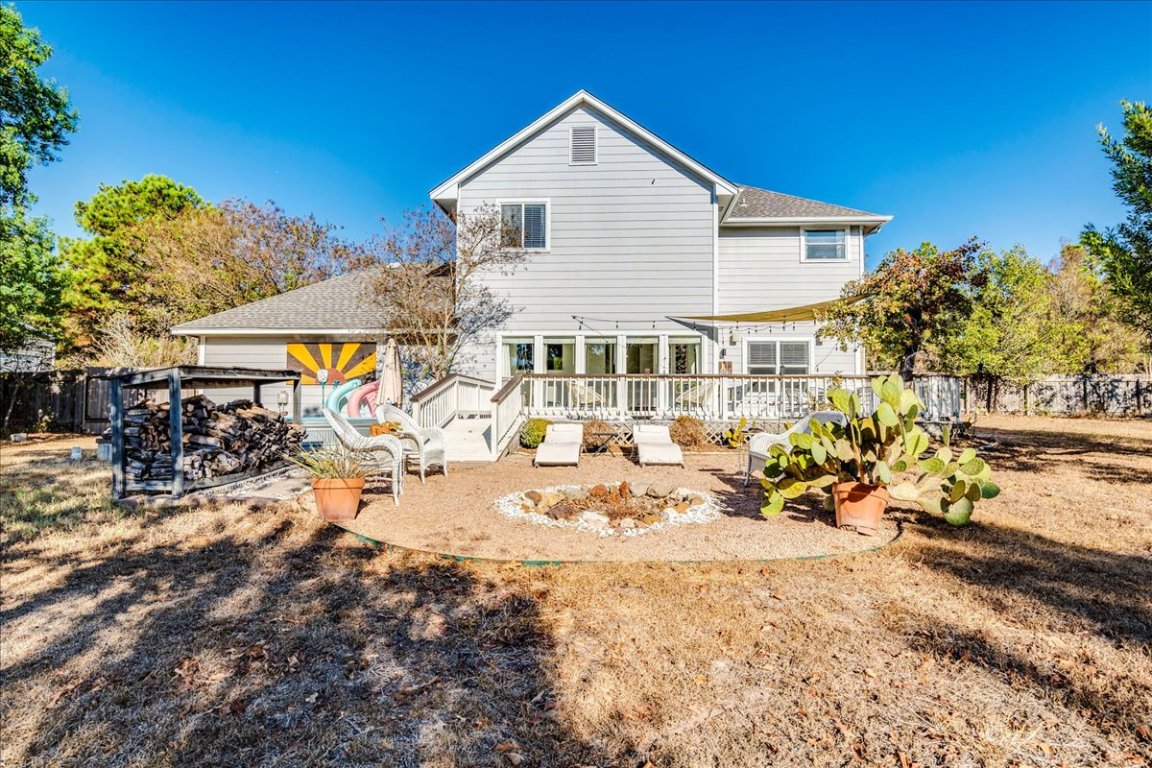 171 Pin Oak Crossing Elgin, TX 78621 - Photo 22 of 32