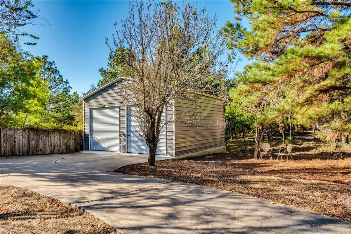 171 Pin Oak Crossing Elgin, TX 78621 - Photo 26 of 32 New detached metal garage