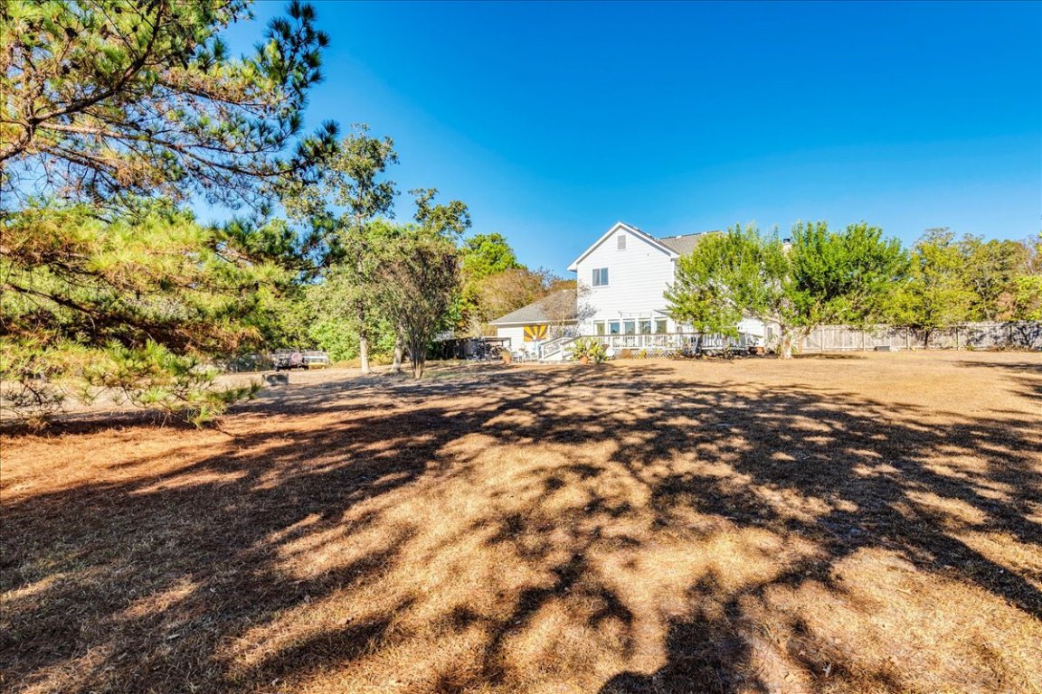 171 Pin Oak Crossing Elgin, TX 78621 - Photo 27 of 32