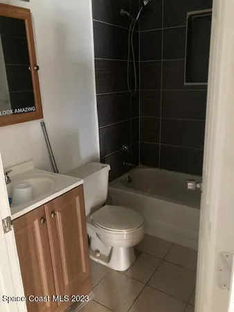 $1,850 | 872 Americana Boulevard, Melbourne, FL 32907