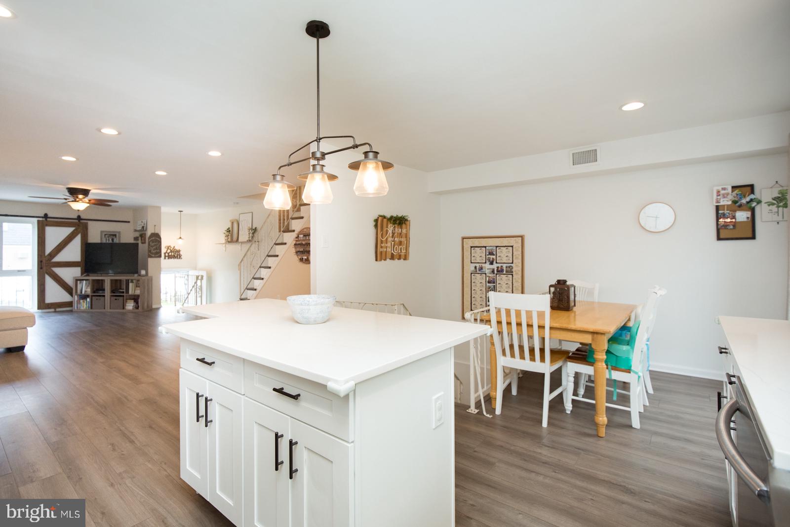 3236 Kilburn Road Philadelphia, PA 19114 - Photo 11 of 40 Gallery Image 11