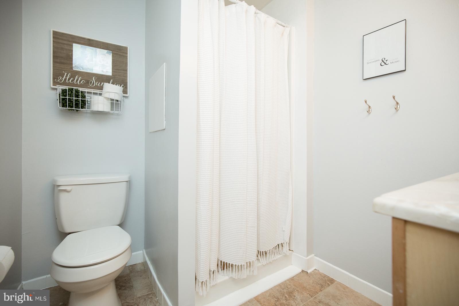 3236 Kilburn Road Philadelphia, PA 19114 - Photo 22 of 40 Gallery Image 22