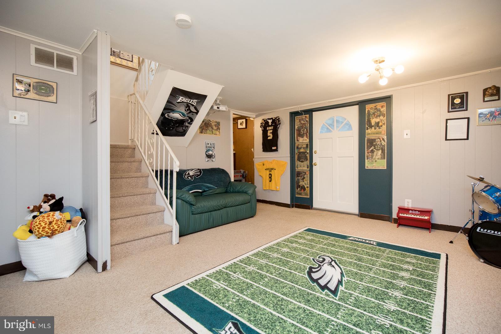 3236 Kilburn Road Philadelphia, PA 19114 - Photo 34 of 40 Gallery Image 34