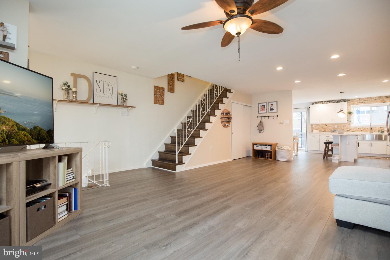3236 Kilburn Road Philadelphia, PA 19114 - Photo 8 of 40 Gallery Image 8