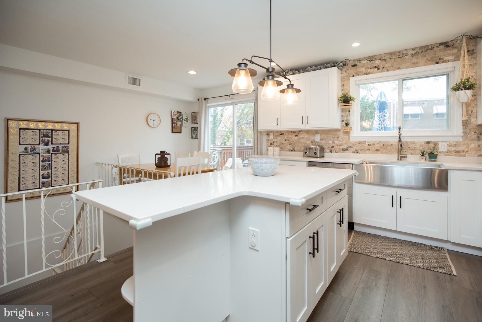3236 Kilburn Road Philadelphia, PA 19114 - Photo 10 of 40 Gallery Image 10