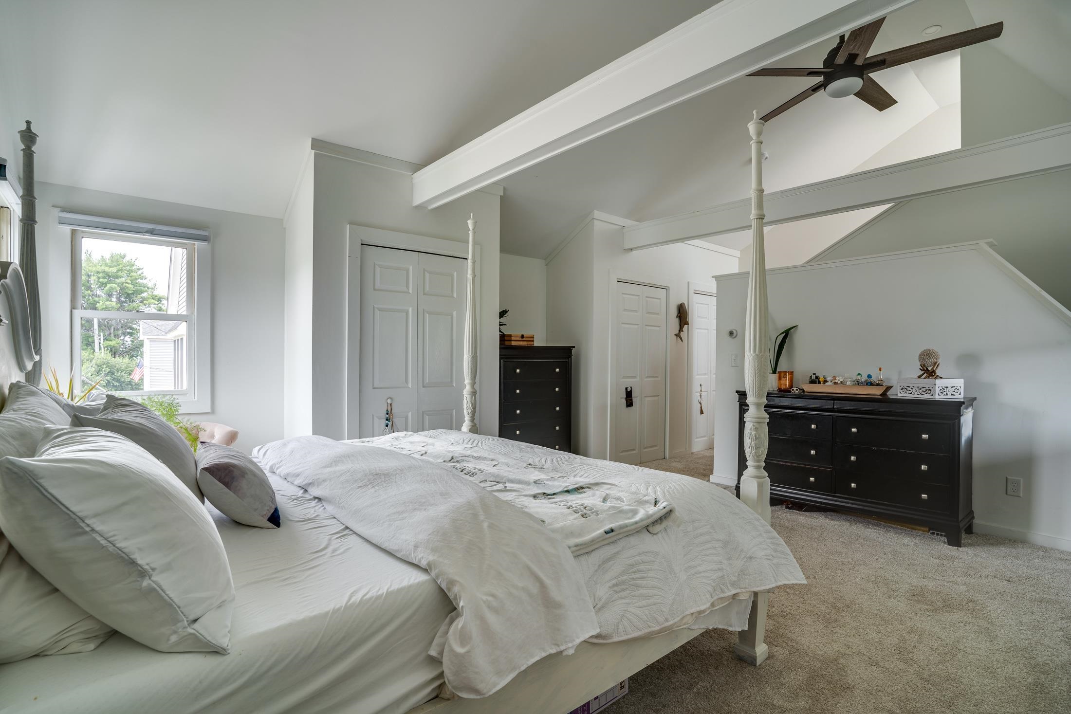 196 Island Path Hampton, NH 03842 - Photo 11 of 32