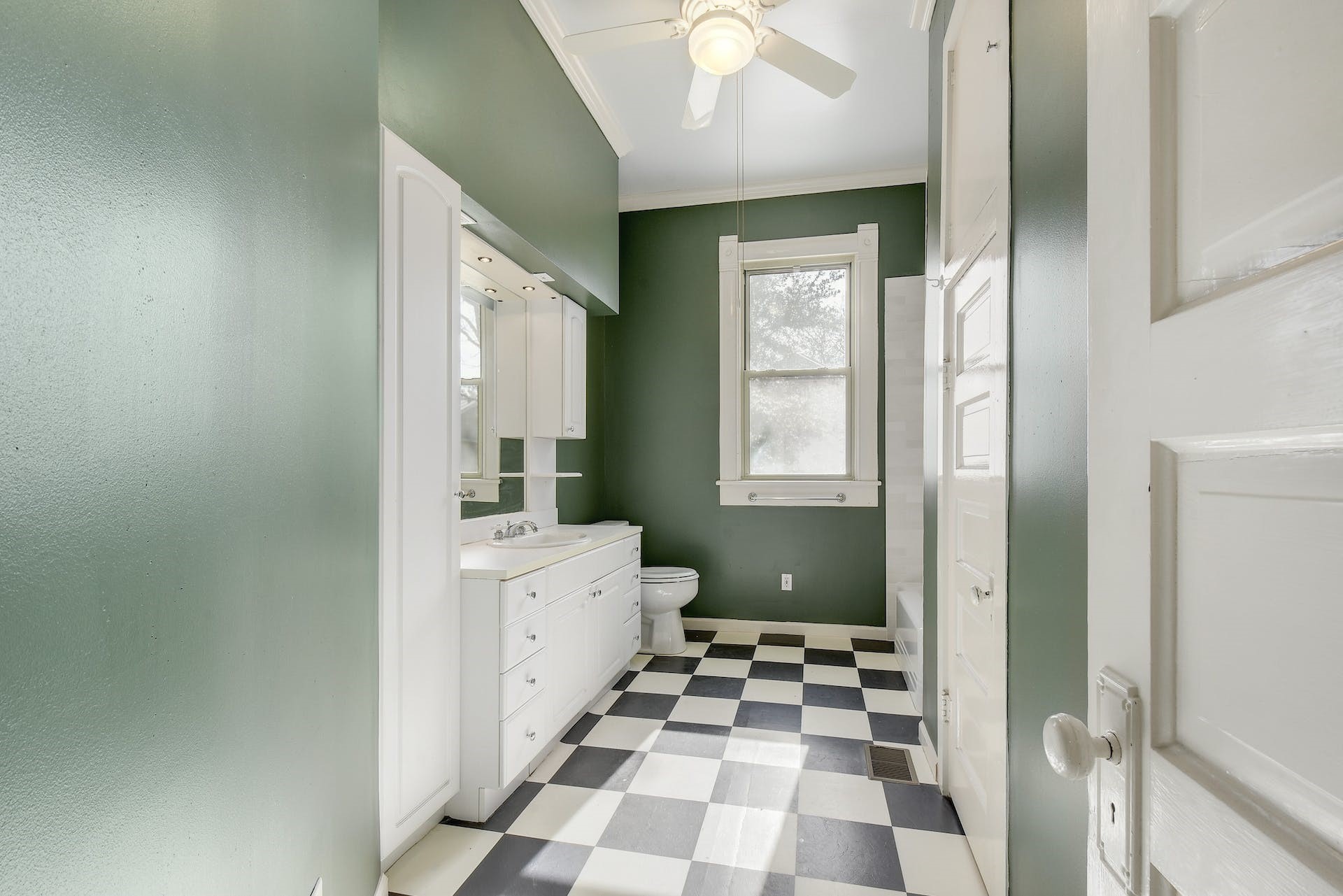 205 South Rio Grande Street Lockhart, TX 78644 - Photo 13 of 30