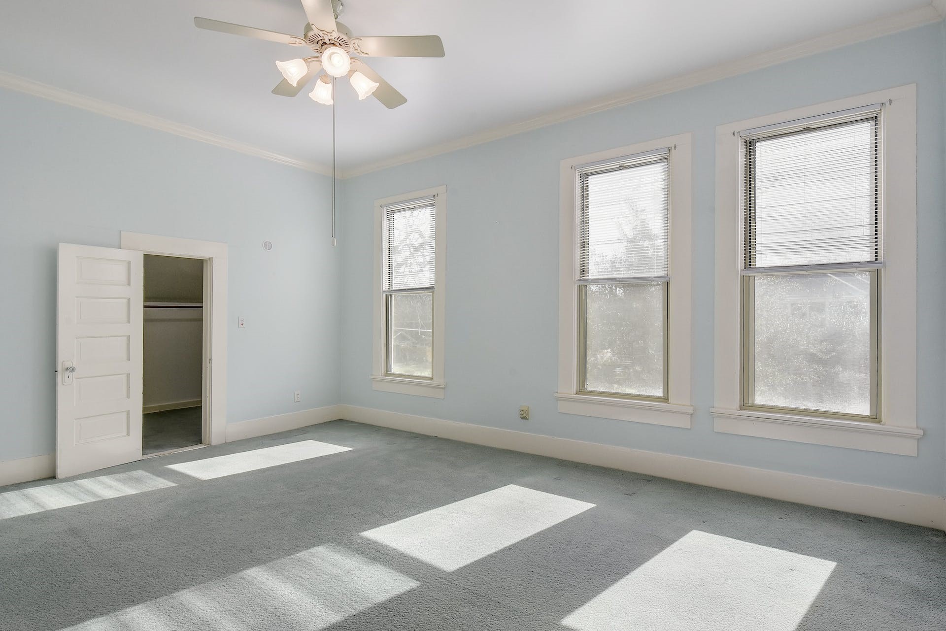 205 South Rio Grande Street Lockhart, TX 78644 - Photo 22 of 30